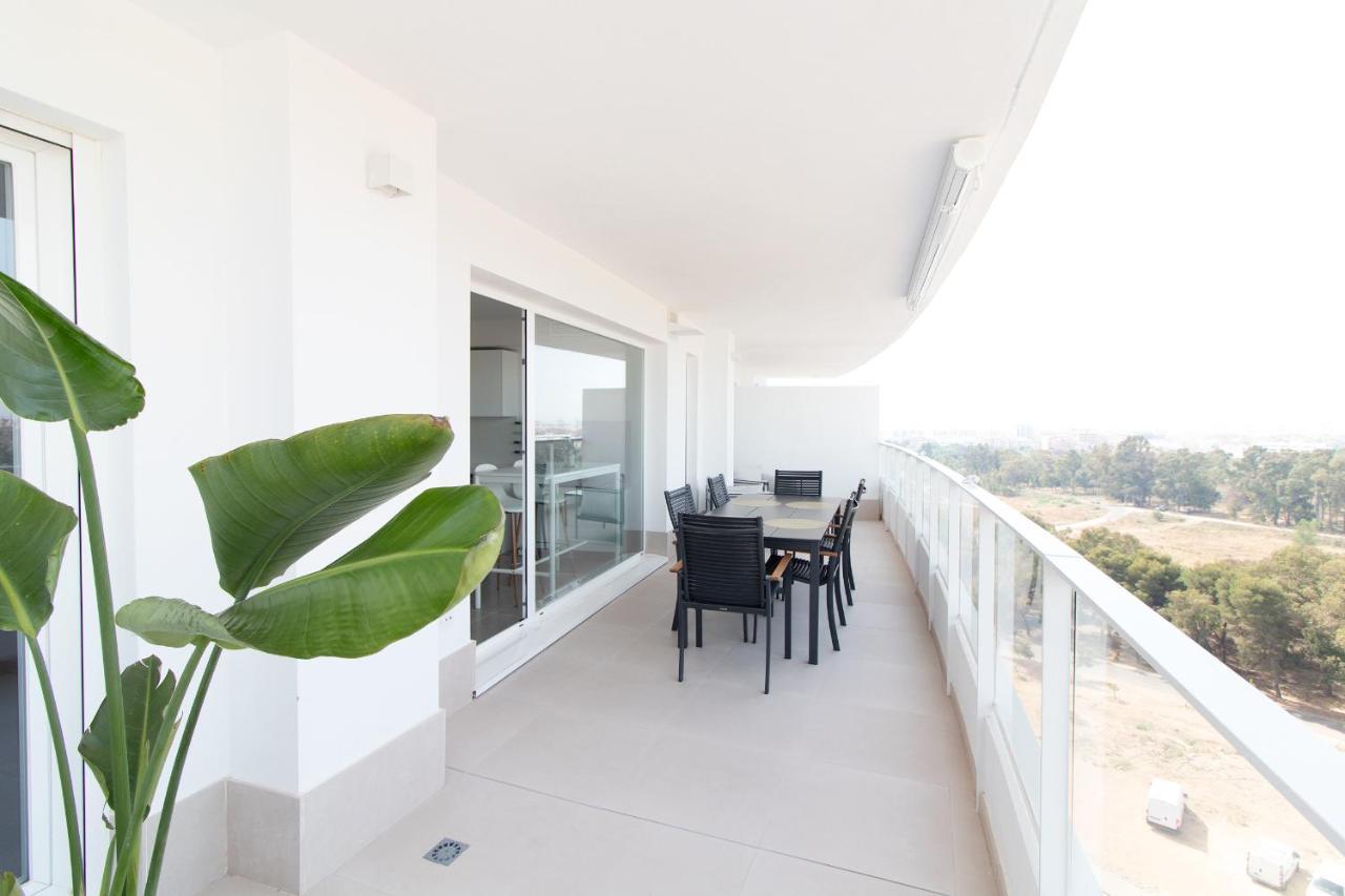Global Properties, Apartamento De 2 Habitaciones Con Gran Terraza En Gran Canet Canet d'En Berenguer Esterno foto