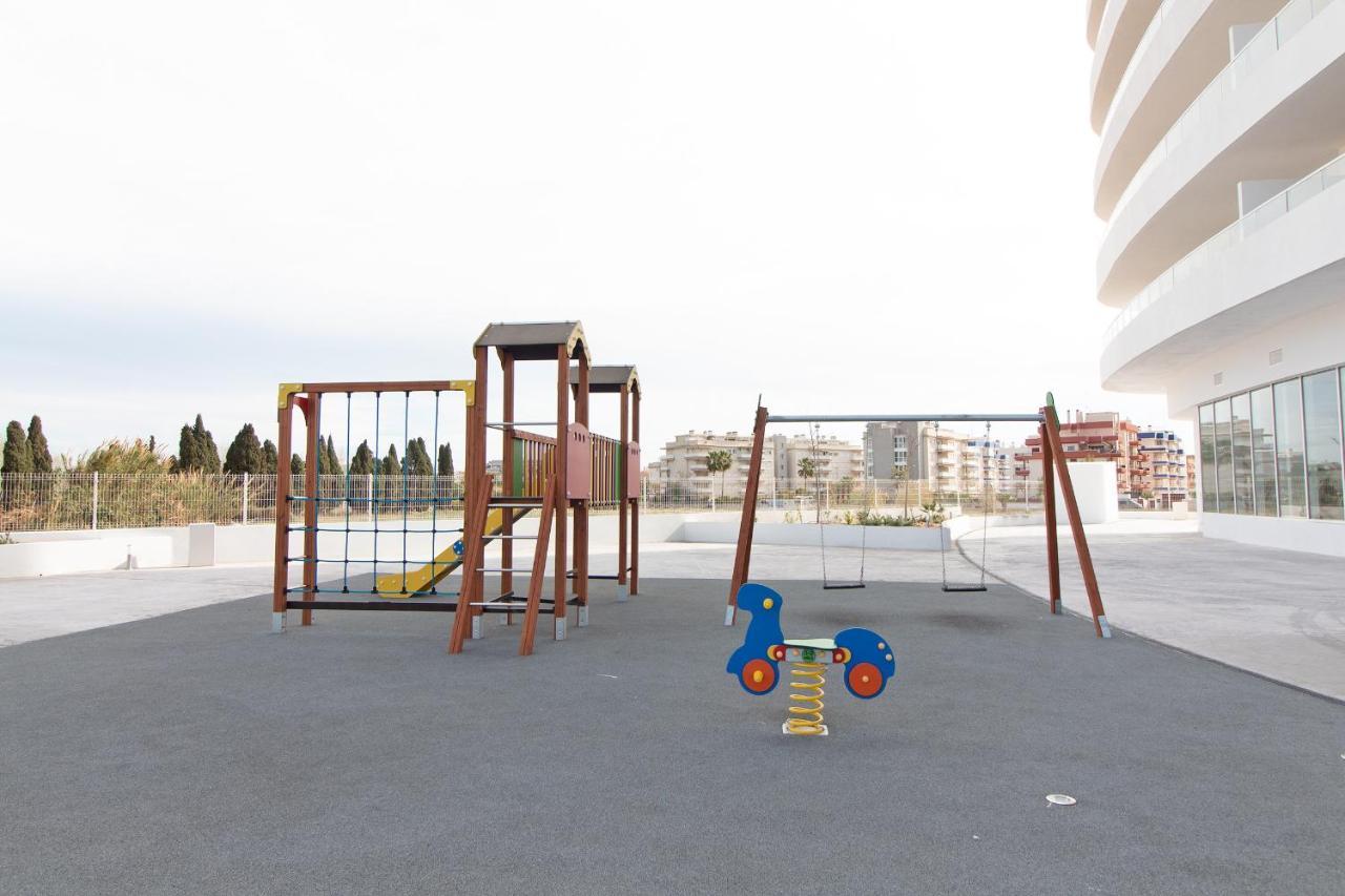 Global Properties, Apartamento De 2 Habitaciones Con Gran Terraza En Gran Canet Canet d'En Berenguer Esterno foto