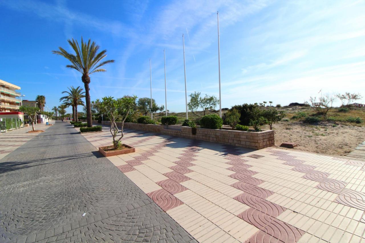 Global Properties, Apartamento De 2 Habitaciones Con Gran Terraza En Gran Canet Canet d'En Berenguer Esterno foto