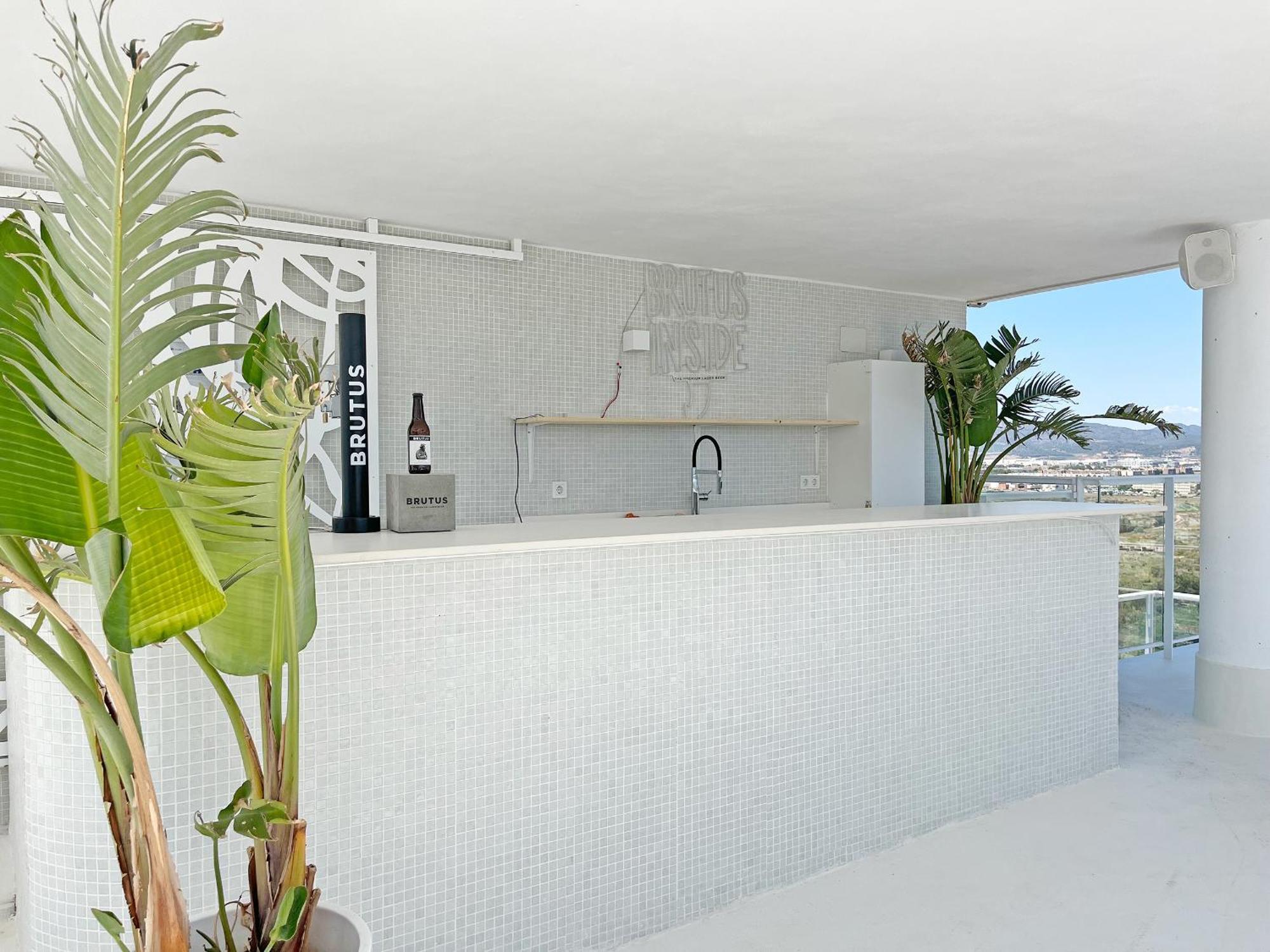 Global Properties, Apartamento De 2 Habitaciones Con Gran Terraza En Gran Canet Canet d'En Berenguer Esterno foto