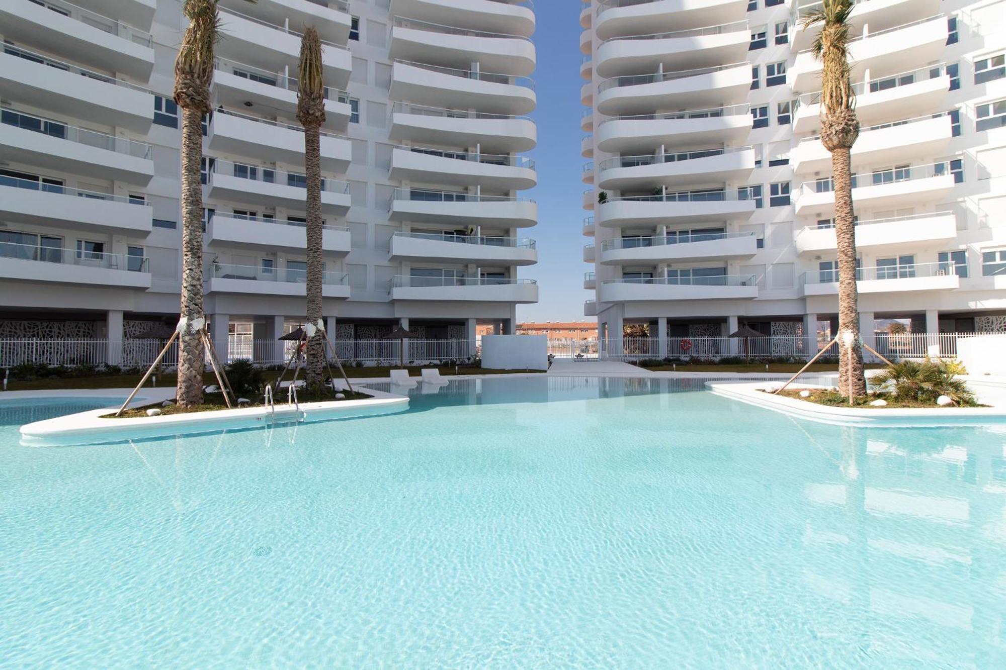 Global Properties, Apartamento De 2 Habitaciones Con Gran Terraza En Gran Canet Canet d'En Berenguer Esterno foto