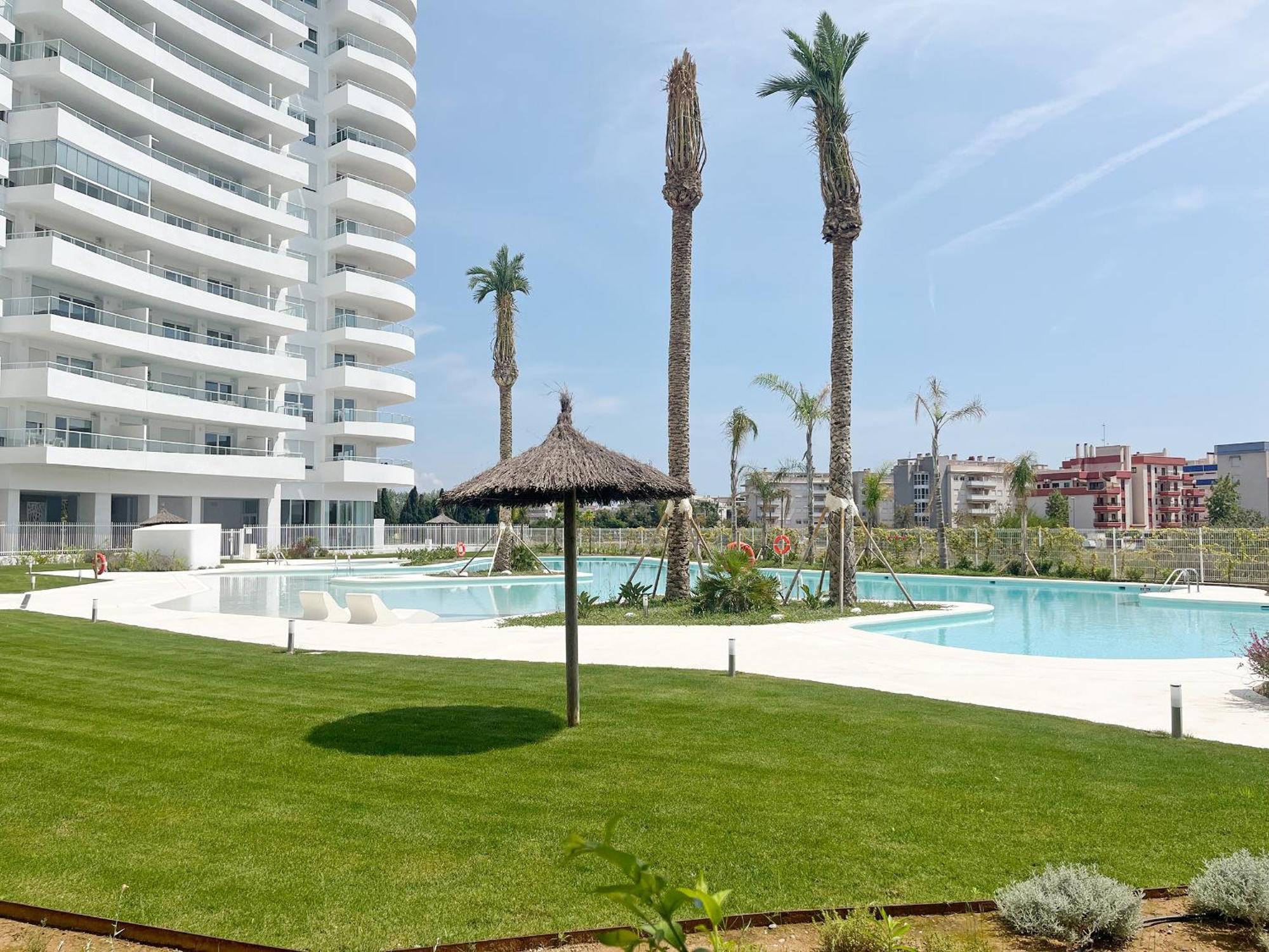Global Properties, Apartamento De 2 Habitaciones Con Gran Terraza En Gran Canet Canet d'En Berenguer Esterno foto